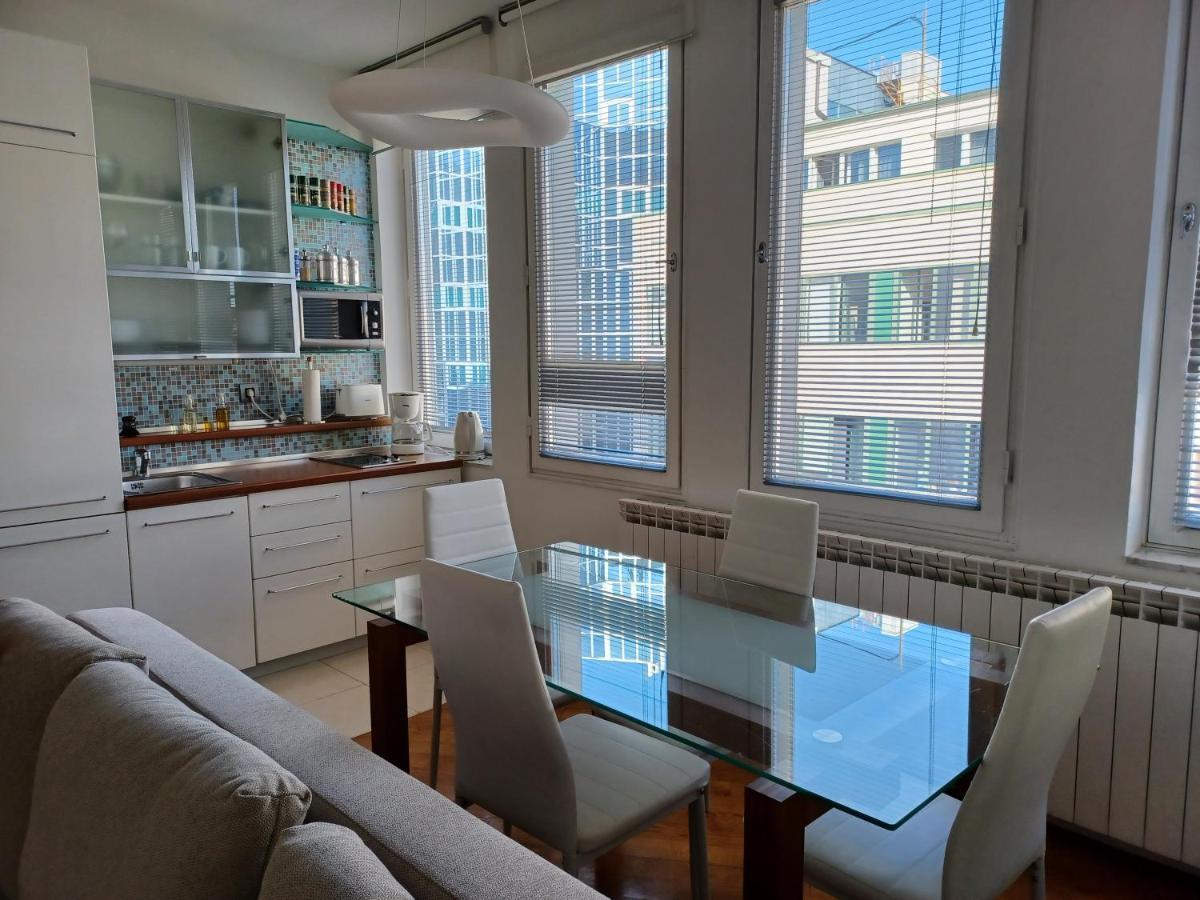 Apartment Ganymede Загреб Екстериор снимка