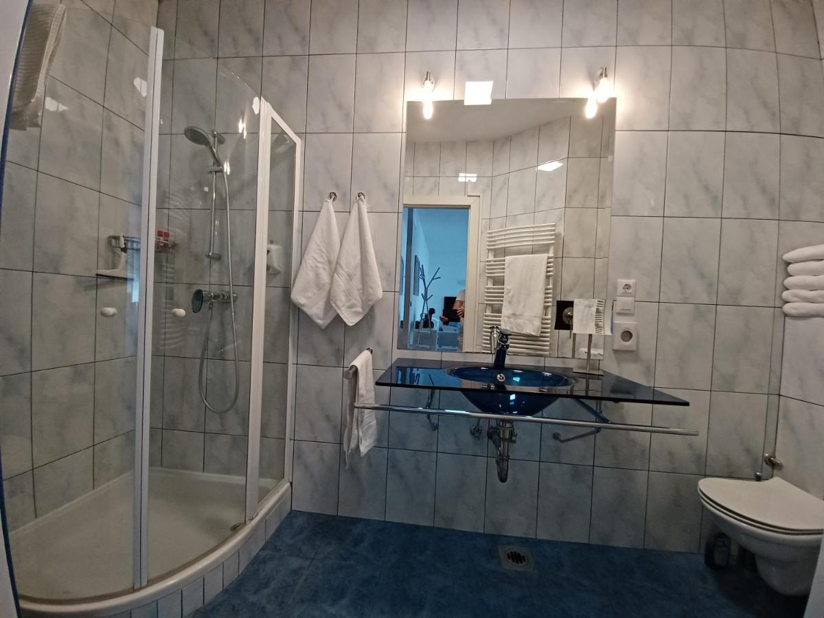 Apartment Ganymede Загреб Екстериор снимка