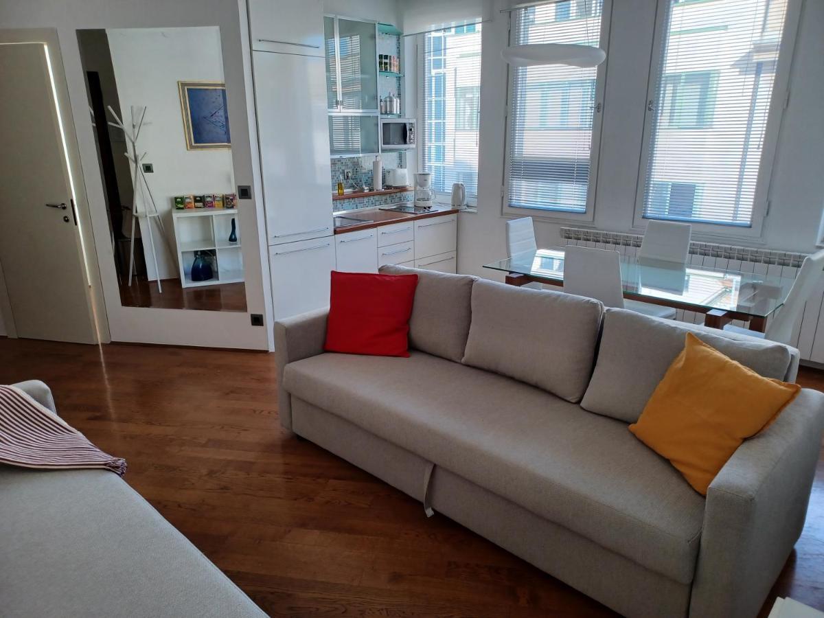 Apartment Ganymede Загреб Екстериор снимка
