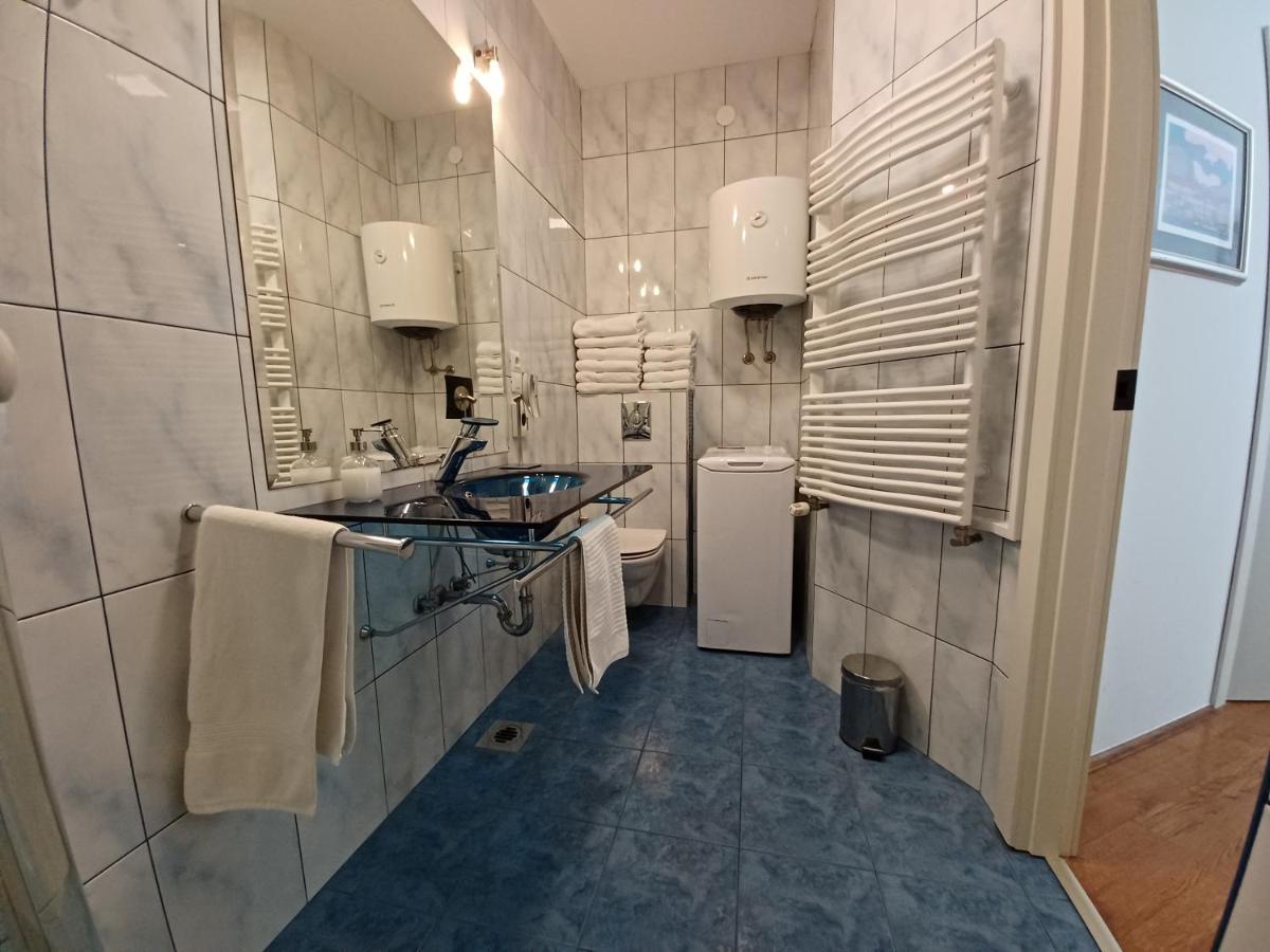 Apartment Ganymede Загреб Екстериор снимка