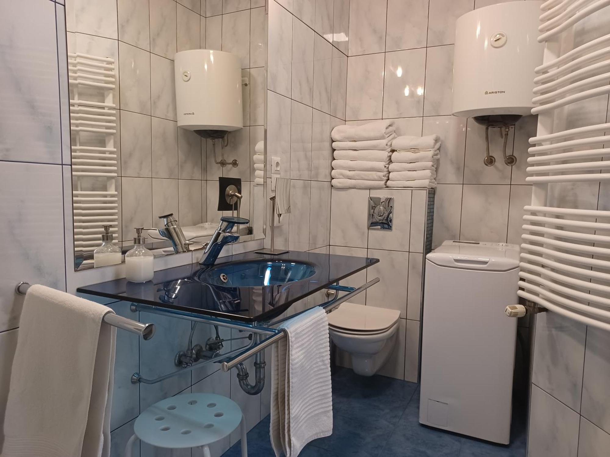 Apartment Ganymede Загреб Екстериор снимка