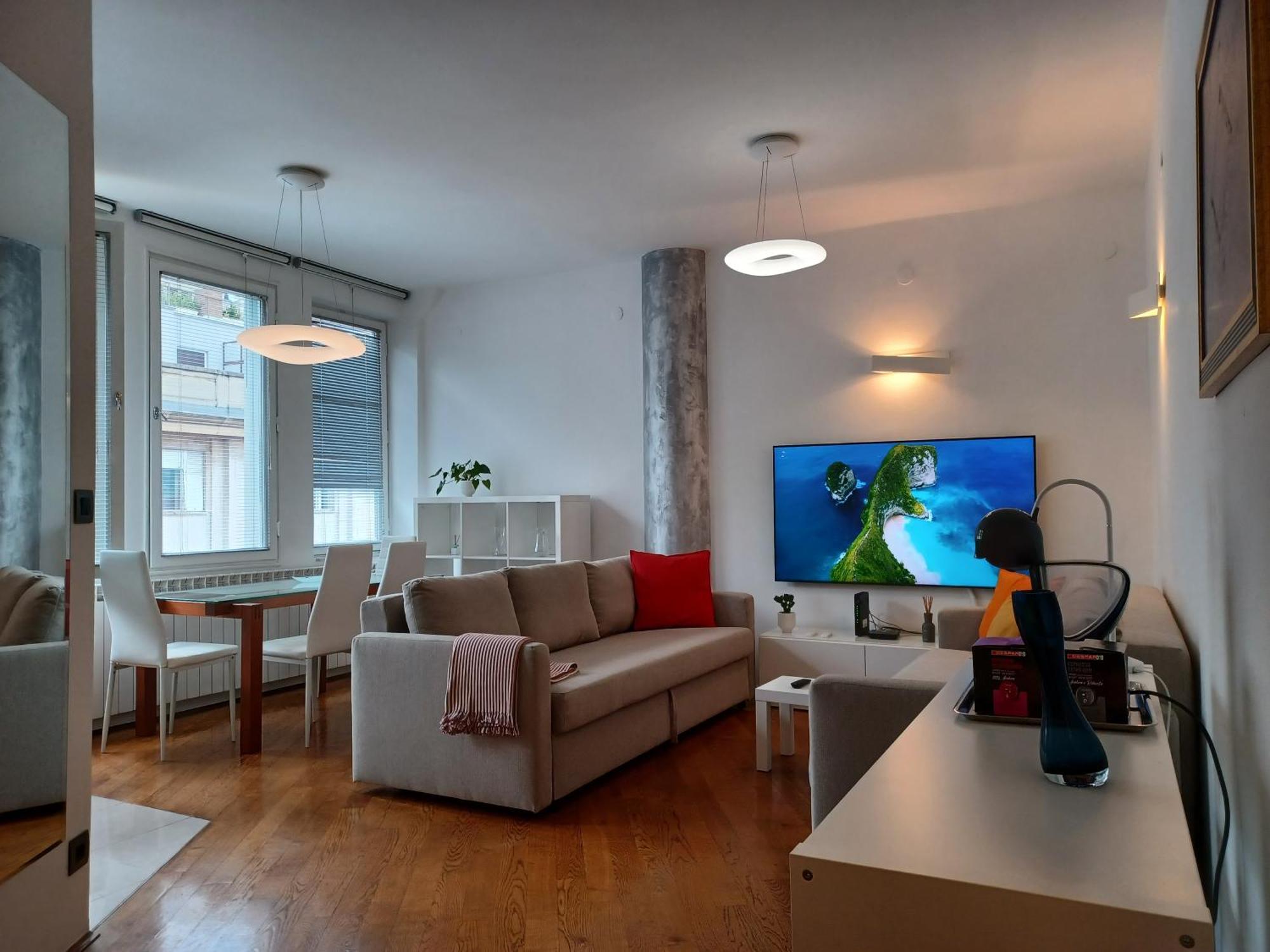 Apartment Ganymede Загреб Екстериор снимка