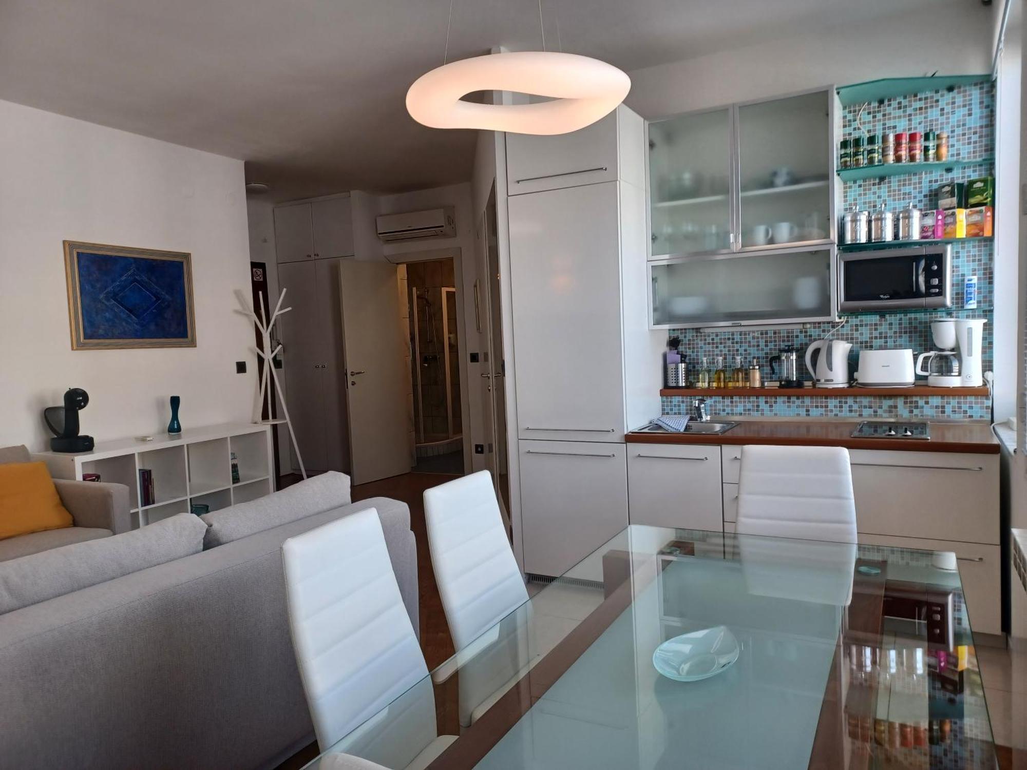 Apartment Ganymede Загреб Екстериор снимка